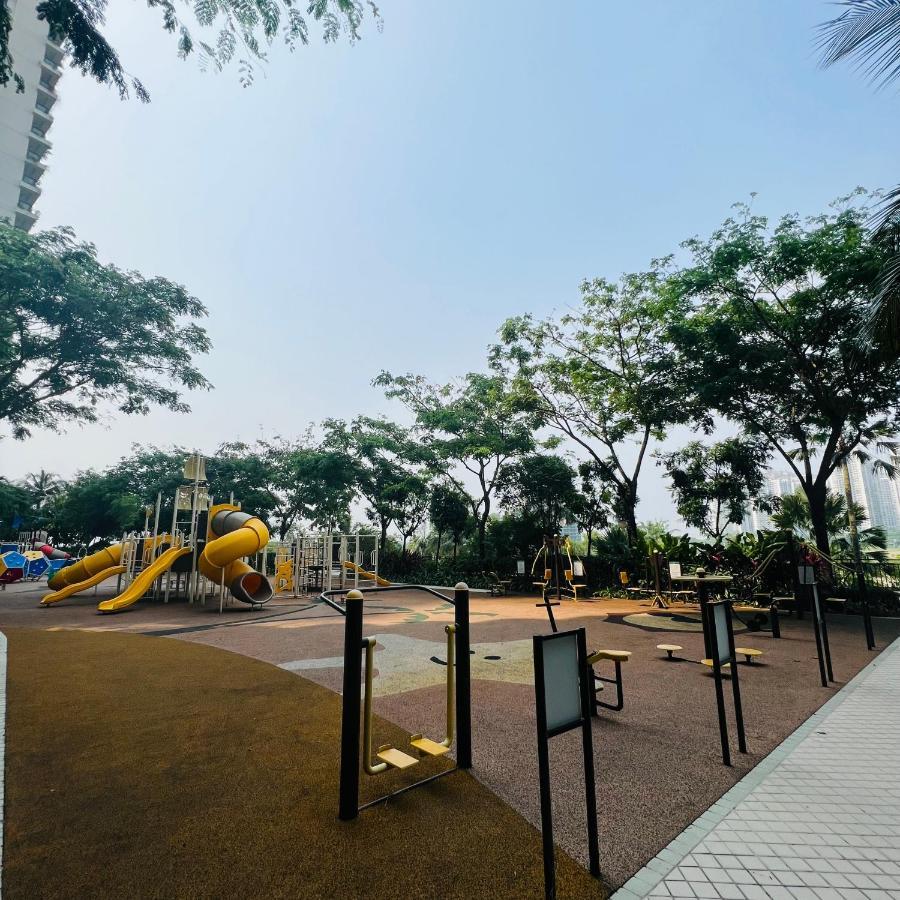 Cozy 2b1r Forest Near Tuas Duty Free Shop Gelang Patah