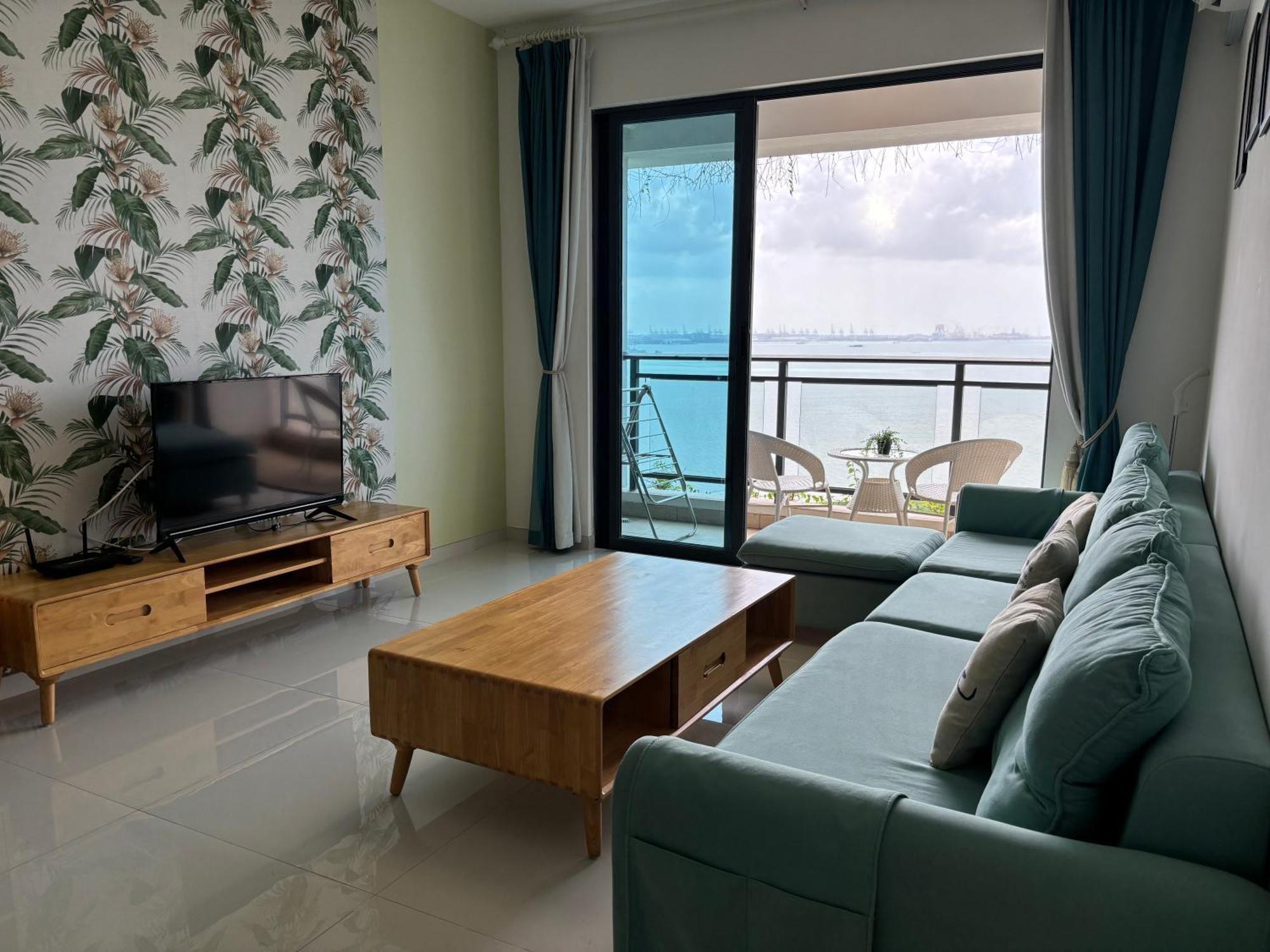 Cozy 2b1r Forest Near Tuas Duty Free Shop Gelang Patah